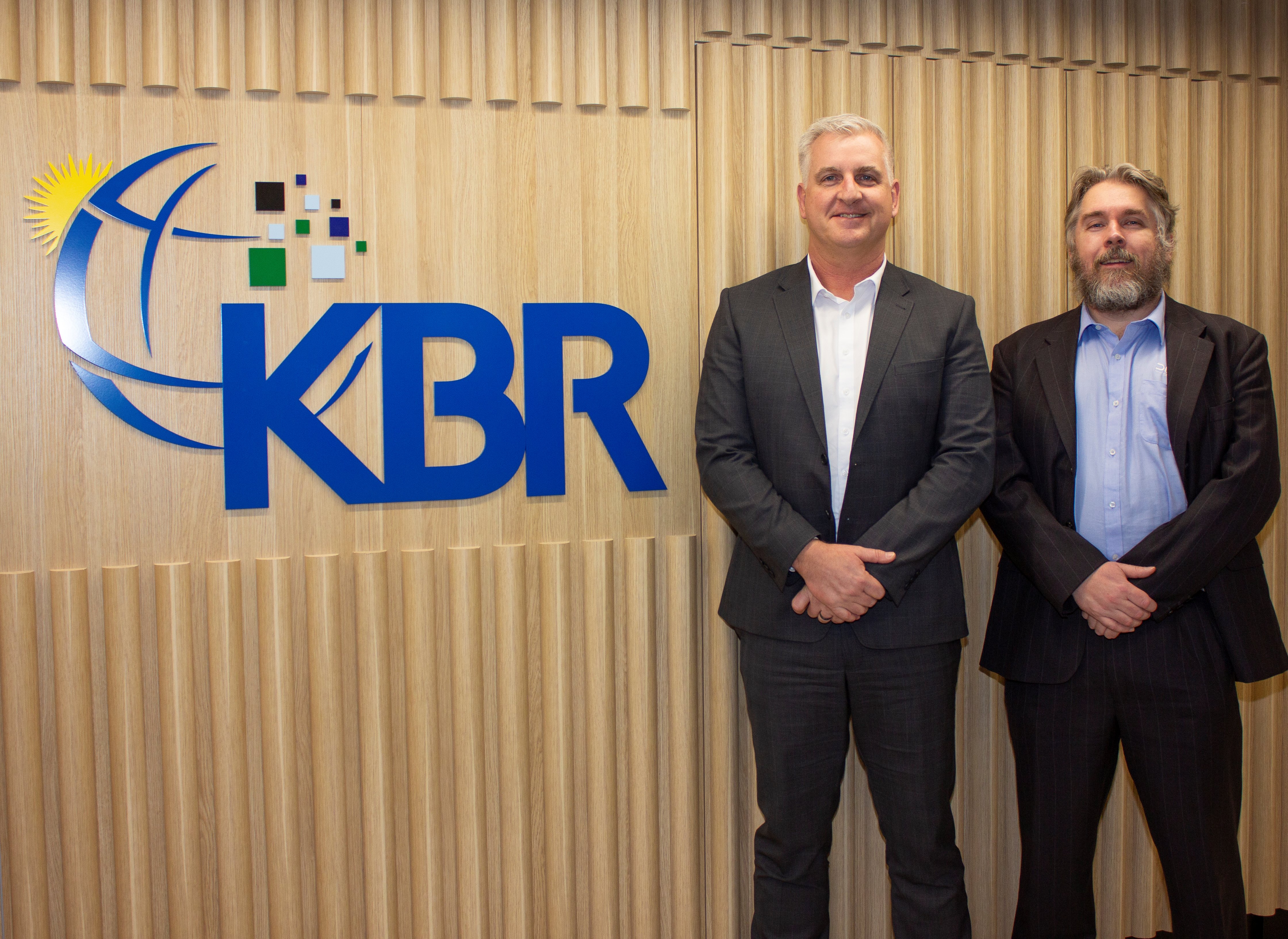 KBR’s Nic Maan and Dr Aaron Matthews, DEWC’s principal Electronic Warfare consultant