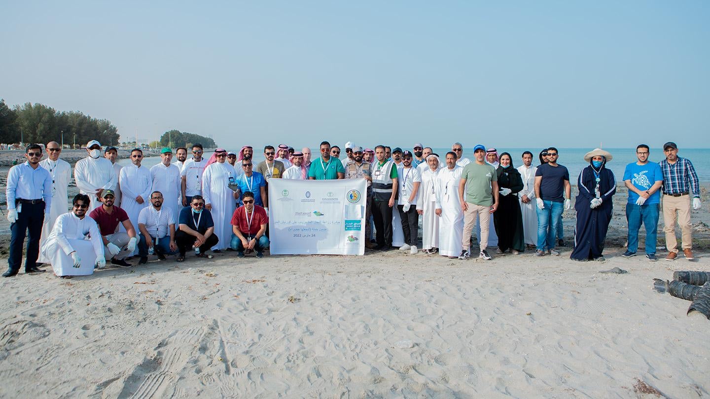 Volunteers for cleanup event